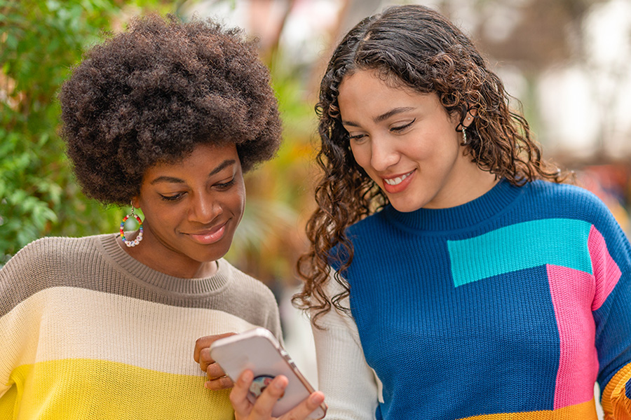 Restaurant Mobile Marketing: How to Turn 98% Open Rates Into More Visits